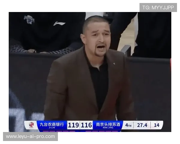 半场哨响起时裁判如何准确判罚比赛暂停规则