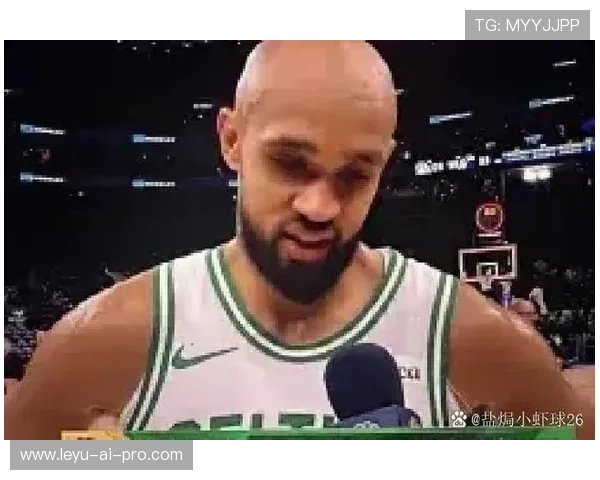 德里克·怀特利用挡拆突破拉开空间提升关键得分效率