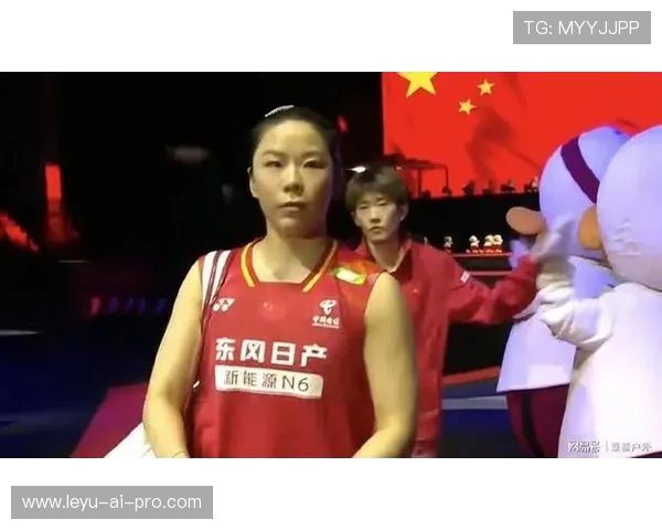 贾一凡这生活也太反差了吧，训练馆里一板一眼，私下却像个彻头彻尾的派对狂人